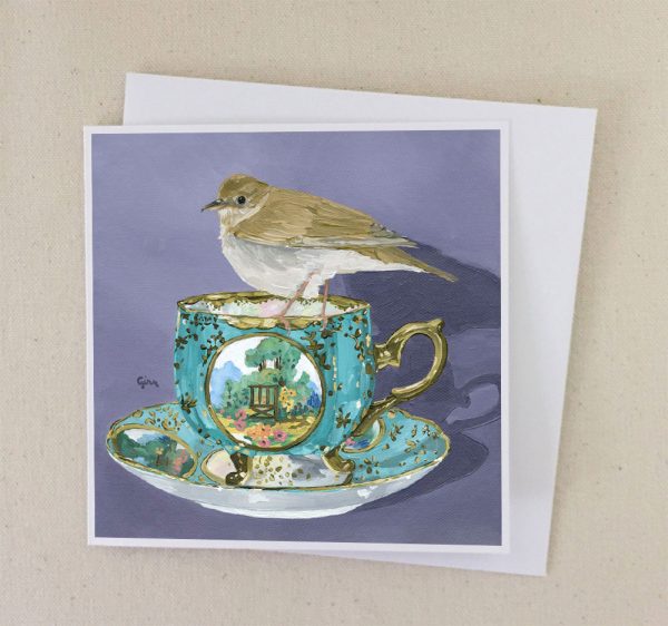Female-Veery-on-Vintage-Footed-Teacup-Card
